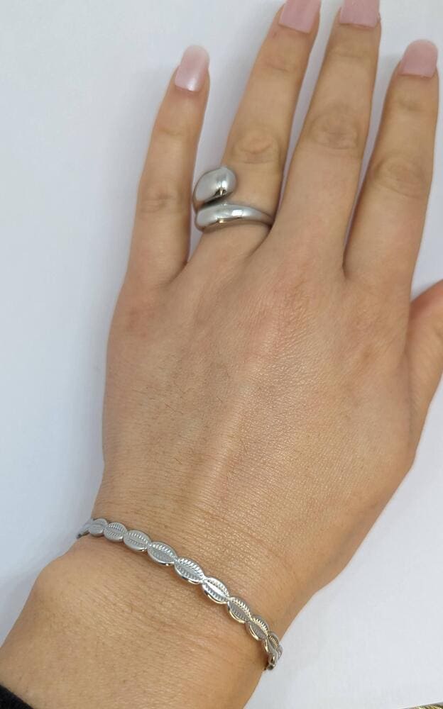 bracelet femme en acier inoxydables argenté, style grain de café..