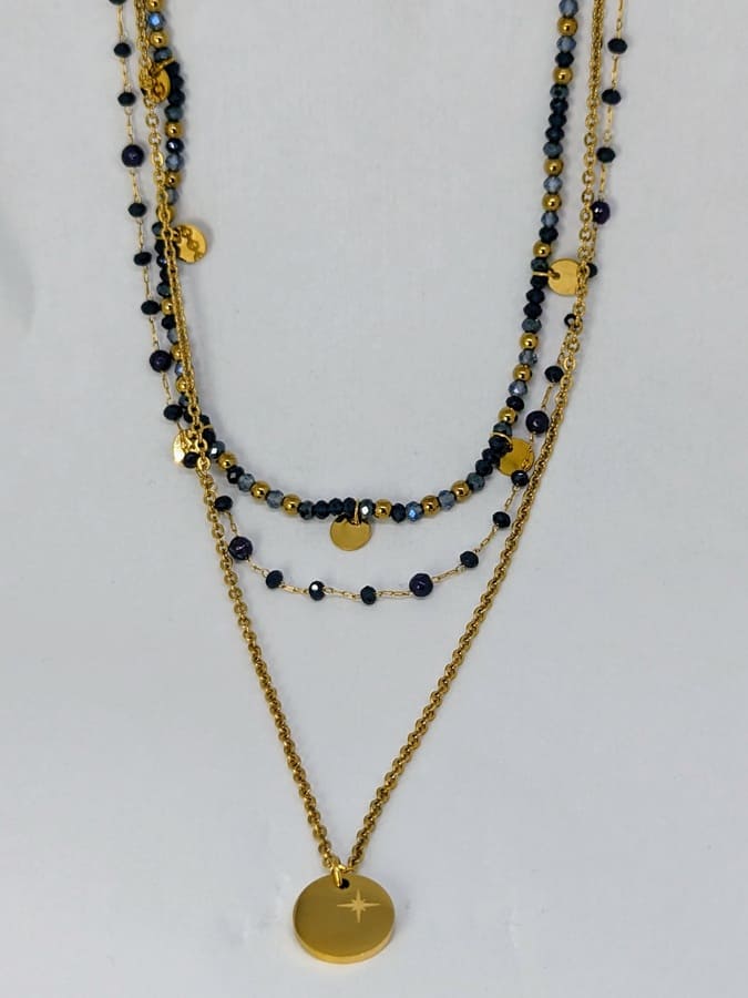 Collier à trois chaînes doré en acier inoxydable pour femme tendance.