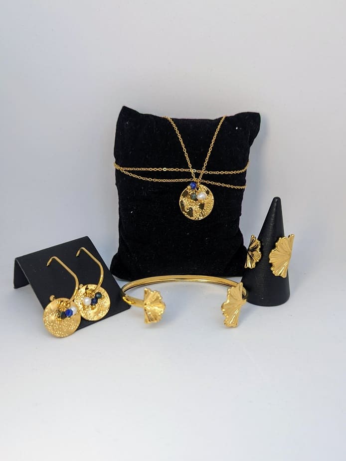 Parure Naya