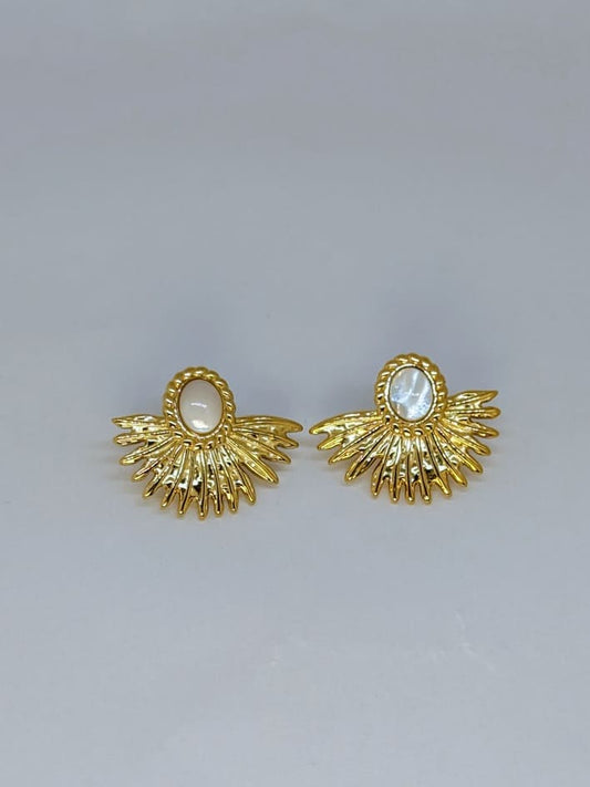 Boucles d'oreilles en acier inoxydable doré forme soleil et pierre nacré
