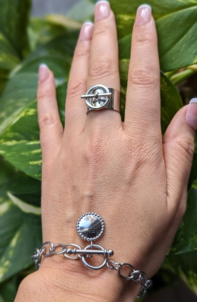 Bracelet femme, gourmette femme doré tendance, fermoir devant original.